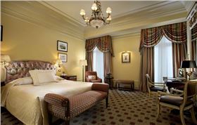 星級(jí)酒店窗簾怎么選？酒店用什么窗簾？