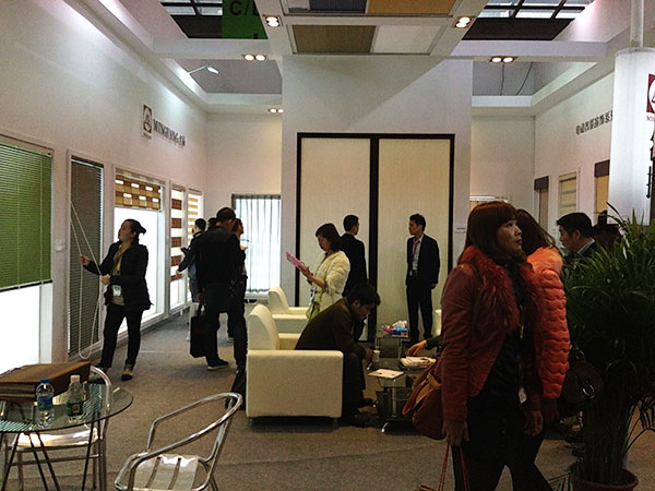 金鳳凰窗簾品種多樣，是不錯(cuò)的選擇！