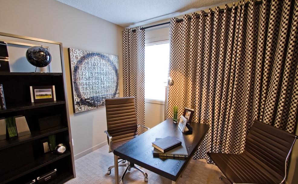 如何選購(gòu)布藝窗簾以及窗簾的后續(xù)保養(yǎng) 如何選購(gòu)布藝窗簾以及窗簾的后續(xù)保養(yǎng)