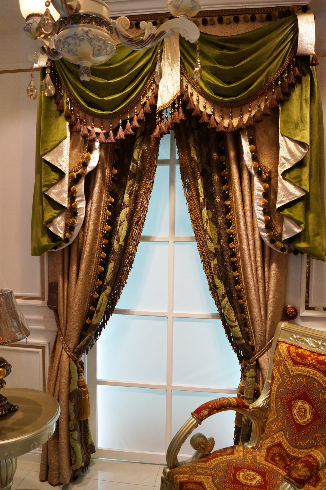 歐式風(fēng)格窗簾 歐式風(fēng)格窗簾